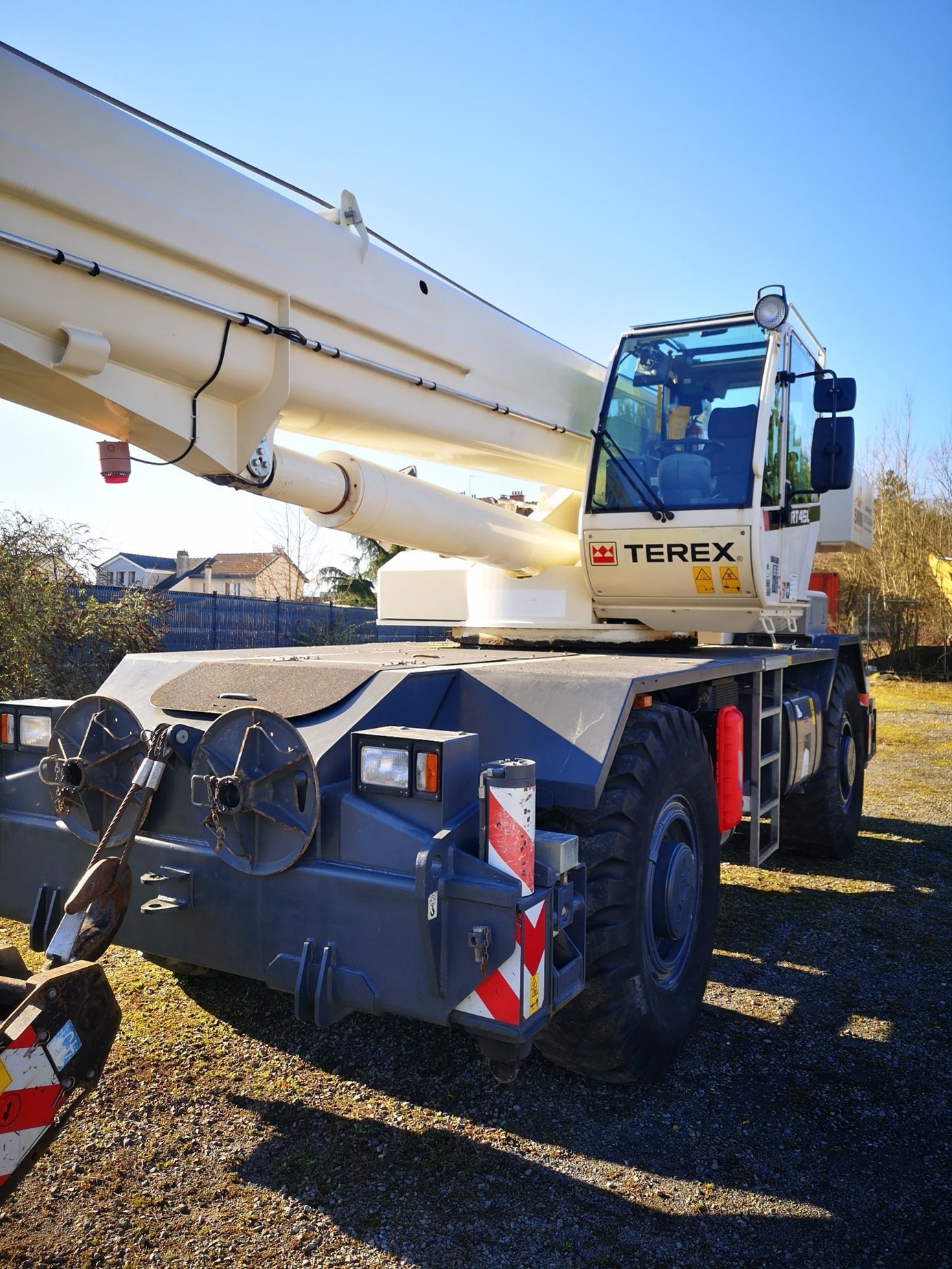 Grúa de movimiento lento Terex RT45L